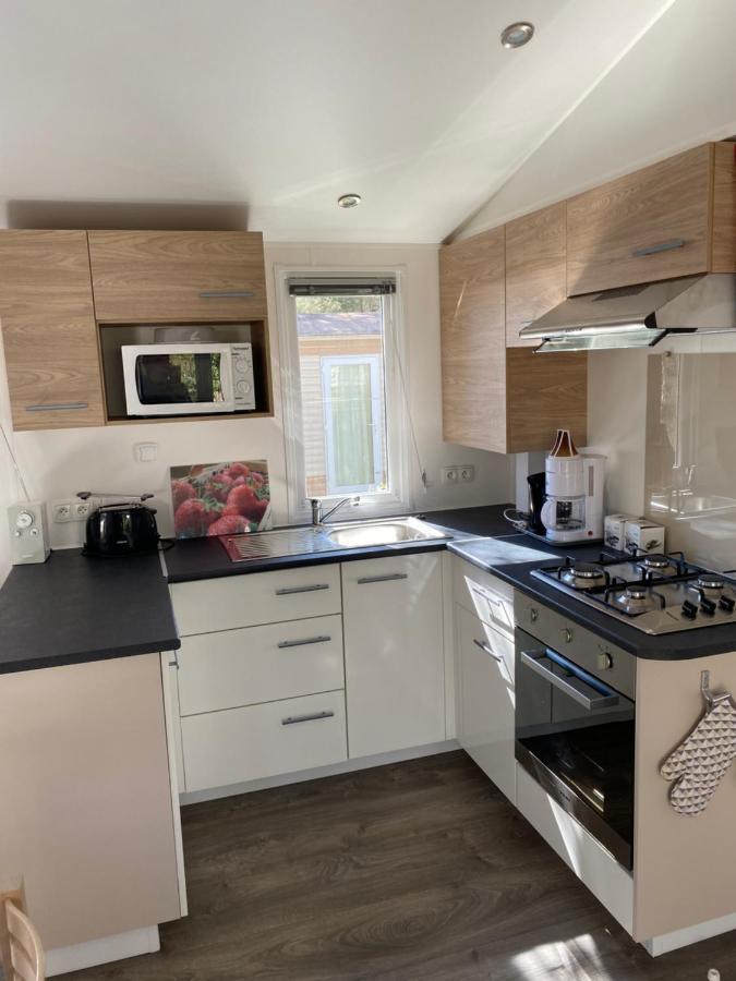 Mobil-Home 4 6 Personnes 2 Chambres Camping Le Bois Dormant Saint-Jean-de-Monts Exteriör bild